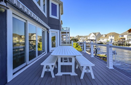 Heron Harbour Isle House | New Listing! Beautiful family home with 4 bedrooms and a game room!