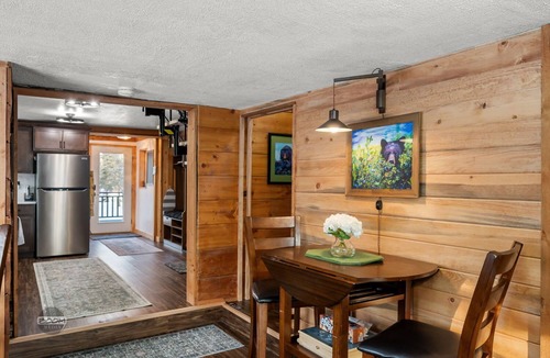Fishhook Cabin | New Listing! River Front Cabin with Hot Tub near Hatcher Pass!