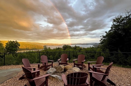 Hebron Cabin | Newfound Lake Log Home - Hot Tub & Amazing Views