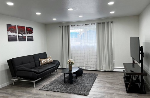 Spenard Apartment | Newly remodeled 2bd 1.5bt apartment in a midtown #2