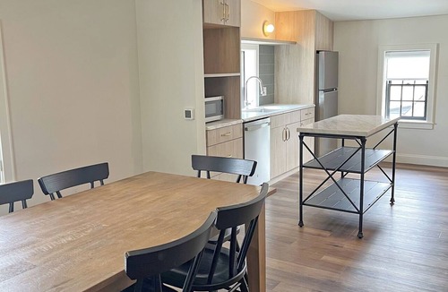 Kennett Square Apartment | Newly Renovated 2BR/2BA - Luxury 3rd-Floor Unit, High-End Finishes -30 night min