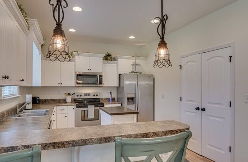 Aiken House | Nice place to relax. Spacious, clean, and close to everything. Great backyard.