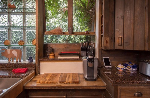 Historic Eastside House | Oasis by the Santa Fe River - 4 Blocks to Historic Plaza; 1 Block to Canyon Road