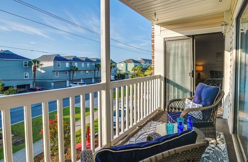 Long Bay Estates Condo | Ocean Access & Balcony: Surfside Beach Condo