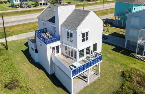Terramar Beach House | Ocean Front Beach House. Come and Enjoy The Sand, Sea, and Sun