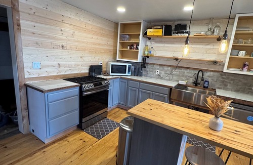 Clam Gulch Cabin | Ocean front cabin in Clam Gulch