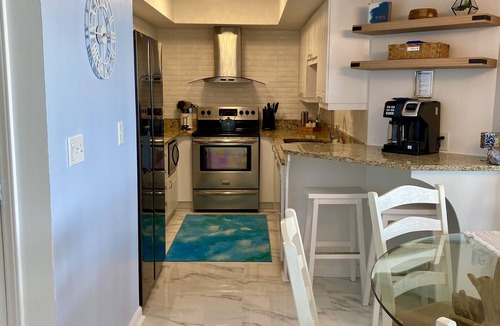 Ocean Drive Condo | OCEAN FRONT - REMODELED - CONTEMPORARY COASTAL CONDO