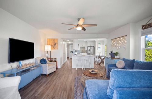 Saint Helena Island Villa | Ocean View Condo, Golf Cart Included, Private Patio, Newly Redecorated - 607 Newhaven