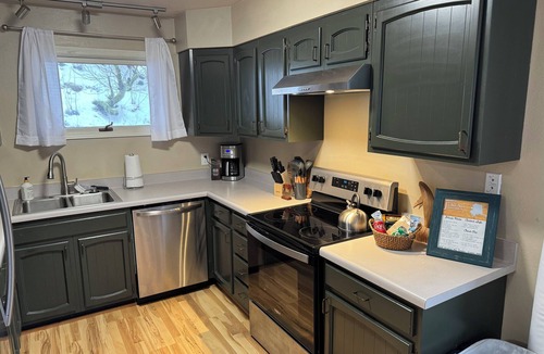 West Juneau Condo | Oceanfront Douglas Island Gem - Humble Halibut 2-bedroom condo Juneau