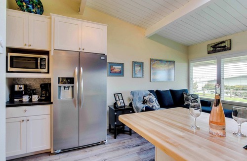 Gearhart Condo | Oceanfront getaway close to Gearhart Golf Links , no pets