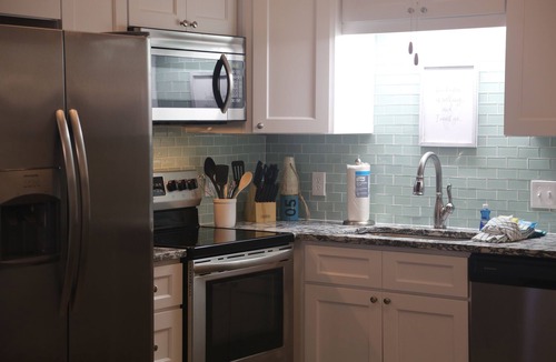 Folly Field Villa | Oceanside Resort- 5 Min Walk to Beach-2 Bed 2 Bath-Beach Chairs&Wagon-1st Floor