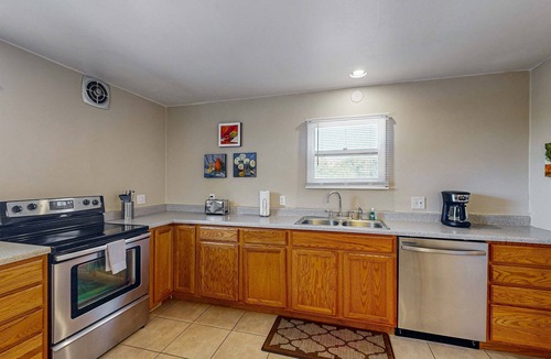 Santa Fe House | Old Santa Fe Manor- 3 Acre Escape, 10 min to Plaza
