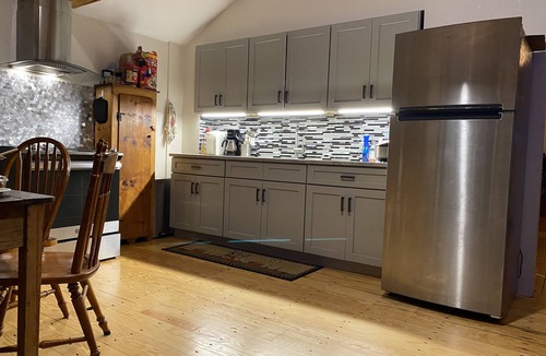 West Wareham Cottage | Onset beach, Cape code , Blackmore pond, private waterfront cottage