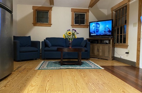 West Wareham Cottage | Onset beach, Cape code , Blackmore pond, private waterfront cottage
