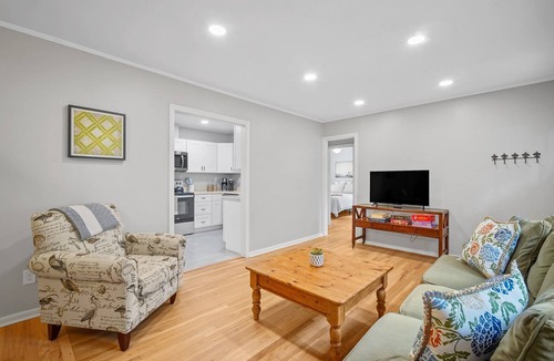 Pigeon Point House | "OysterCatcher" Perfect destination in Pigeon Point! Walk/Ride2DwnTwn Beaufort!
