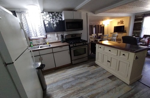 Camdenton House | Ozark Charm: Unwind and Unplug; Rustic, Cozy, Simple home. Near HA HA Tonka Park