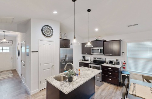 Arcadia House | Patio & Fire Pit! Dog-Friendly Spartanburg Home
