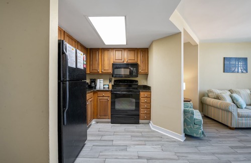 Myrtle Beach Condo | Patricia Grand 1004-1 BR-Beautifully Decorated Condo in Myrtle Beach