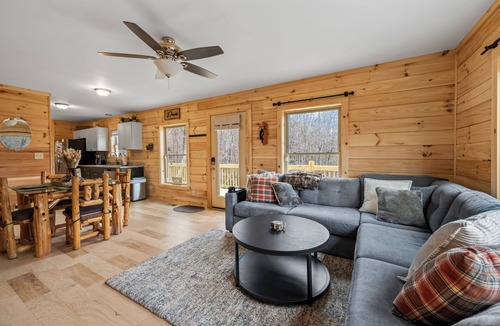 Lake Lure Cabin | Peaceful 2-bedroom cabin with AC in charming Lake Lure
