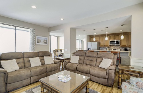 Sea Pines Villa | Pet Friendly 4 bedroom/4 bathroom townhouse in Sea Pines, multi-family rental