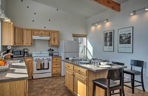 Fritz Creek Apartment | Pet-Friendly Duplex w/Northern Lights Aurora View