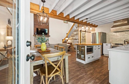 Lake Lure House | Pet Friendly, Lovely Creek, Fire Pit - Brookside Retreat by Carolina Properties