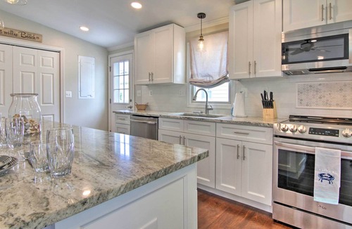 Caine Woods Cottage | Pet-Friendly Ocean City Home: Half Mile to Beach!