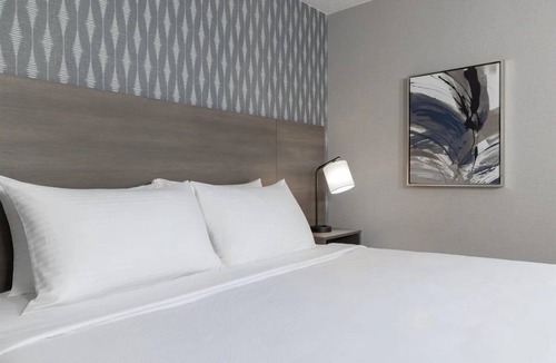 Prudential - St. Botolph Hotel | Pet-Friendly Stay in Boston near Copley Square & Hynes-0.6 mile | Free Breakfast