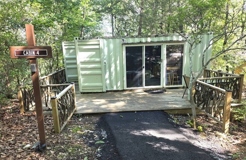 Dahlonega Cabin | Pet-friendly Sunset Eco Container Cabin 10 minutes from Downtown Dahlonega