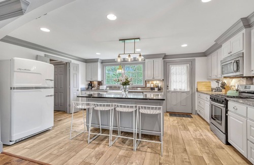 Leipers Fork House | Pickers Cottage - Historic Leiper's Fork Retreat