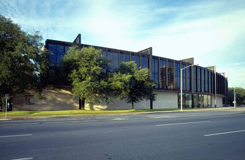 Texas Medical Center House | Pleasant Stay, Convenient Location! 3 Modern Units, Close to Museum District