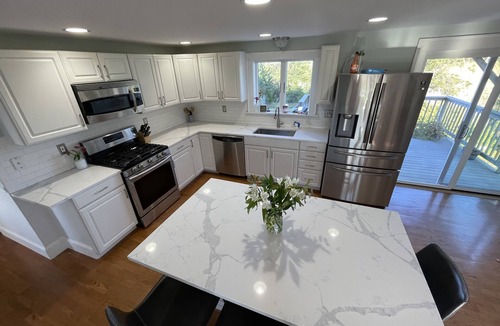 Newbury House | Plum Island Waterfront with 360 water views and roof deck!