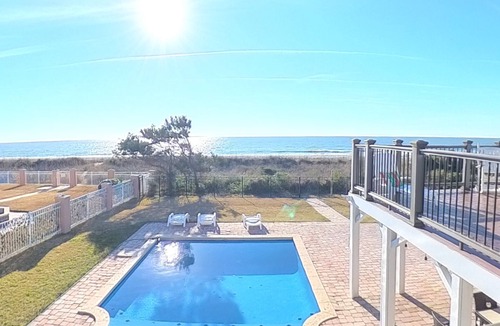 Golden Mile House | Posh Ocean Front: Huge Private Pool/Yard/Spa/Patio/GameRoom w 4 En-Suite BathRms