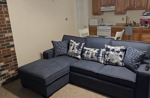 Gardner House | Private Convenient 2-bedroom in Gardner