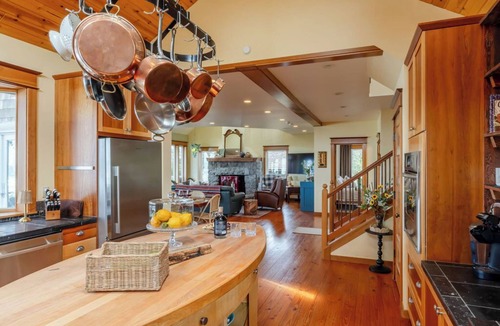 Cannon Beach House | Private Oceanfront Luxury | Haystack Rock Views | Exclusive Chapman Point Retreat