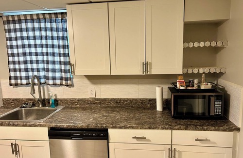 Mableton Apartment | Private office space plus studio vibe bedroom/living room. Full kitchen W&Dryer