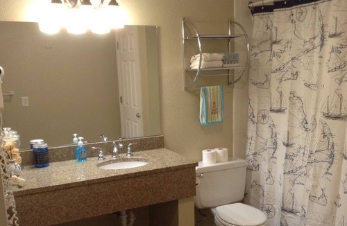 Lake of the Ozarks House | PROMO 5% WEEKLY /10% MONTHLY DISCOUNT Ozark Suite in Margaritaville Tan Tar