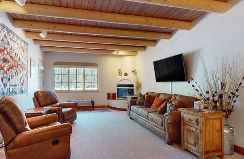 Quail Run Condo | Quail Run #101 | Condo in Santa Fe with resort-style amenities