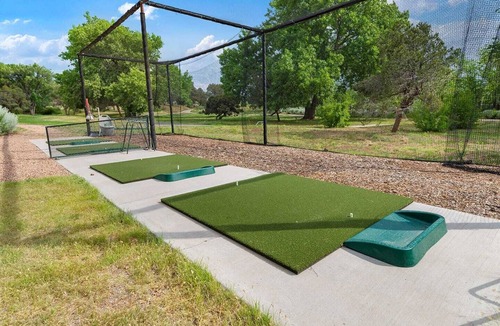 Quail Run House | Quail Run Home Minutes from the Plaza - Pool, Tennis Courts, Golf & More