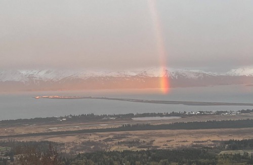 Homer House | Quaint 2-bedroom bungalow perched above Homer and Kachemak Bay.
