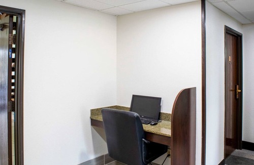 Plainfield Hotel | Quality Plainfield - Indianapolis West