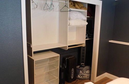 Sand Lake House | Quiet and close to airport with fastest WiFi available.