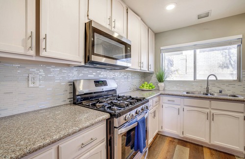 Green Valley North House | Quiet Henderson Retreat: Extended Stays & Gazebo!