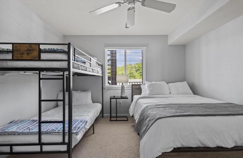 Camdenton House | Quietside