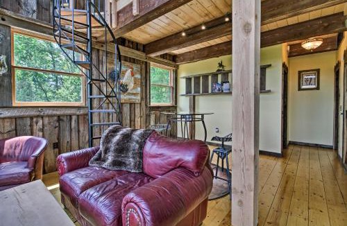 Putney Apartment | 'Red Sweetheart Barn Studio' w/Mtn & River Views!