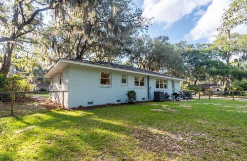 Pigeon Point House | Refinished 3-BR Lowcountry Retreat