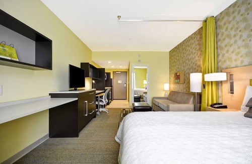Rock Hill Hotel | Relax in a Contemporary Suite w/Kitchen | Near Local Attractions & Parks