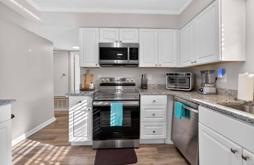 Pooler House | Relax In Pooler Modern 3br Huge Yard 3 Bedroom Home