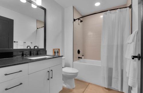 Judson Apartment | Relaxing and Luxurious Stay Steps from Downtown