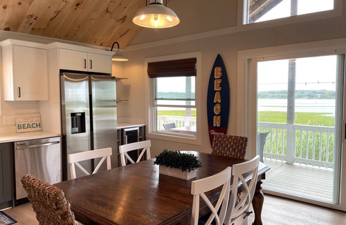Westerly House | Relaxing Nestled btw Watch Hill & Weekapaug! BEACH, waterviews, newly renovated